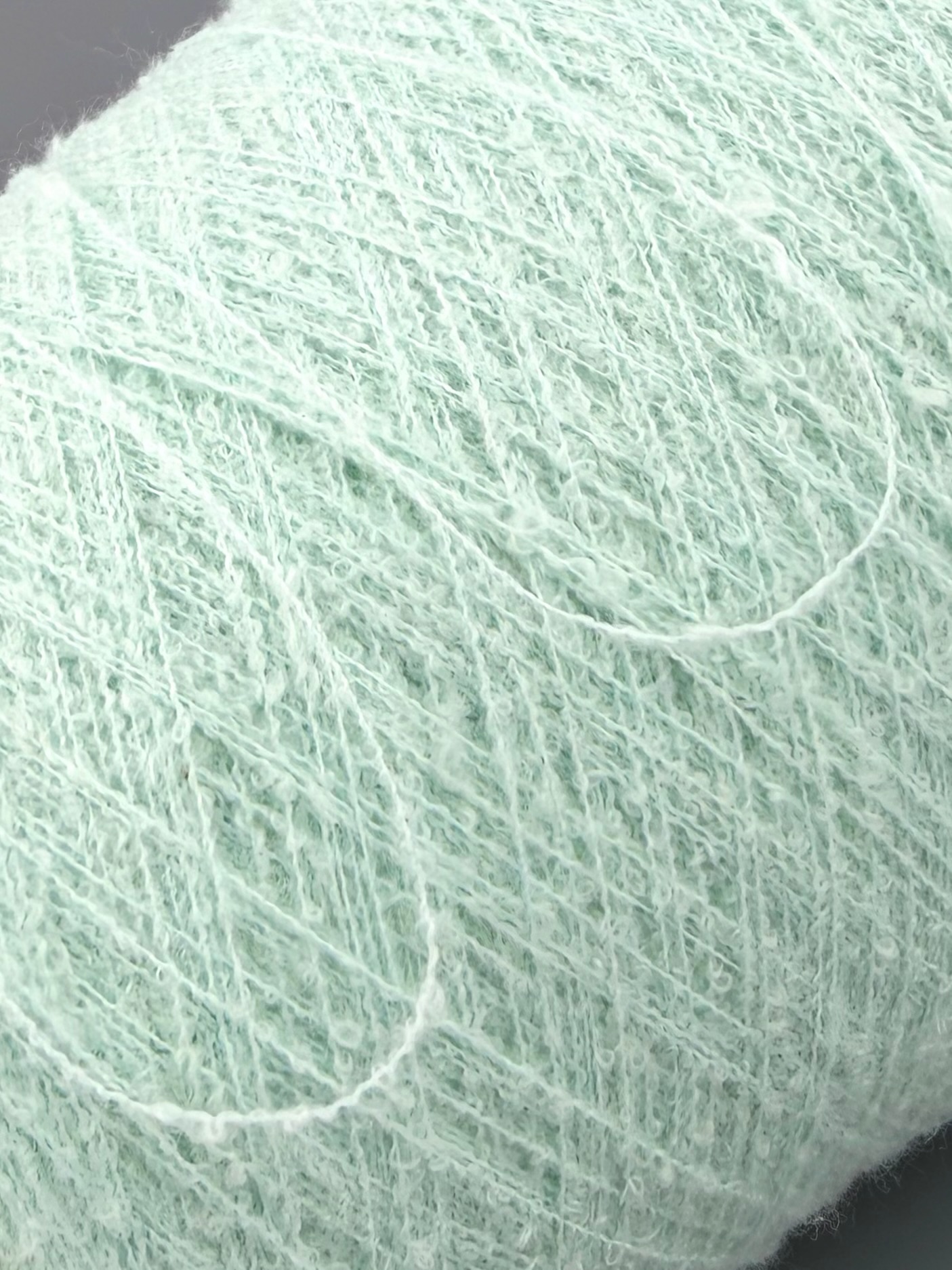 Filati Be.Mi.Va. Delphine Nm 1/20 Bouclé Grünes Wasser 11911